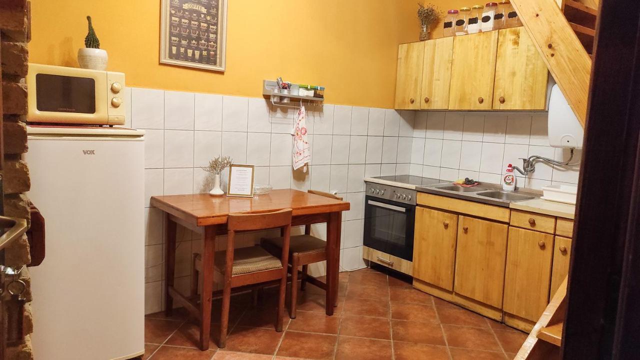 Wood House Apartman Ruma község Kültér fotó