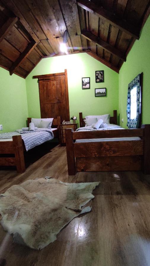 Wood House Apartman Ruma község Kültér fotó